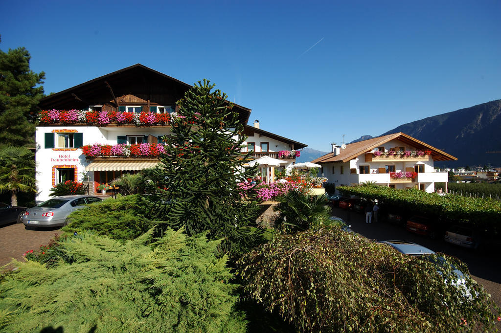 Hotel Traubenheim Nalles Exterior photo